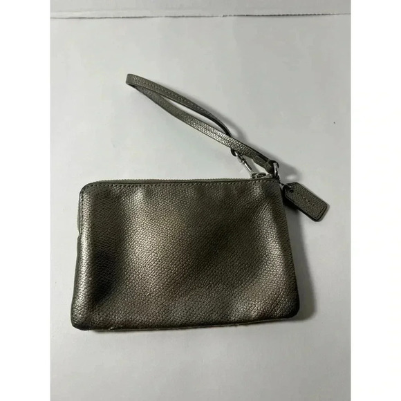 Coach wristlet - Picture 2 of 6